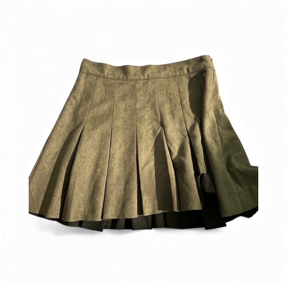 Noisy May Kenja Pleated Suede Mini Skirt, Kalamata Olive, Size Small, NWT